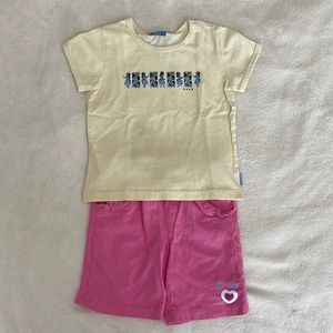 Bundle deal.  Yellow shirt size 5.  Pink shorts size 5